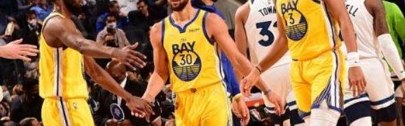 开云-时隔两年水花再度各进5记三分 勇士磨合渐入佳境