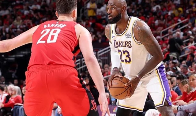 开云-湖人3-1火箭！乌度卡谈杜兰特，詹姆斯赛后把话挑明，2点也成关键
