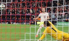 开云体育（官网）app下载-夺冠得靠自己！凯恩错失绝佳机会拜仁欧冠落后 联赛6分优势不保险