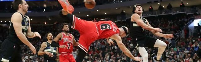 kaiyun sport-公牛主场漫天嘘声送阿伦 小琼斯直言恶犯不是报复